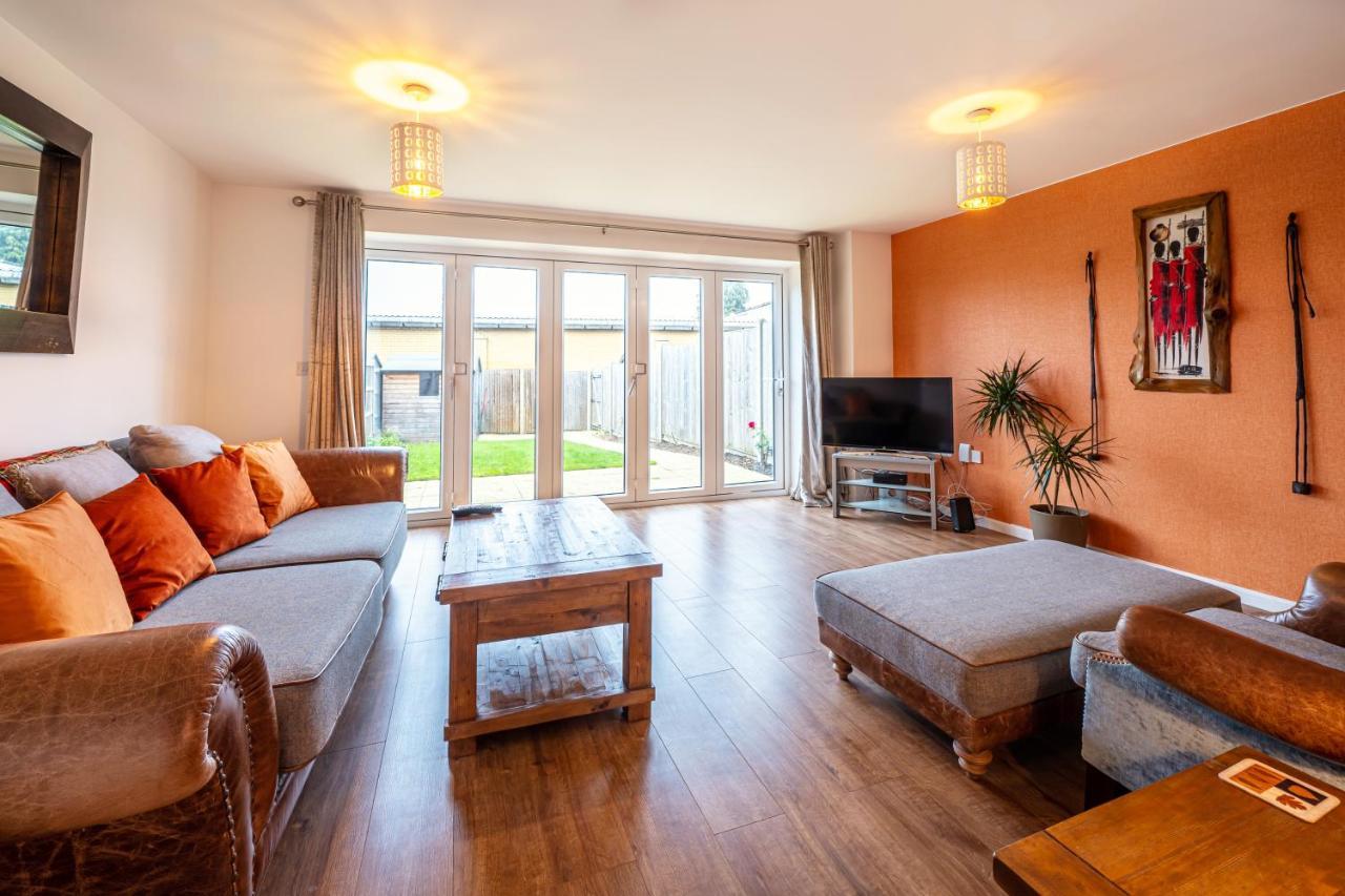 Apartament Modern Townhouse - Sleeps Up To 6 Maidenhead Zewnętrze zdjęcie