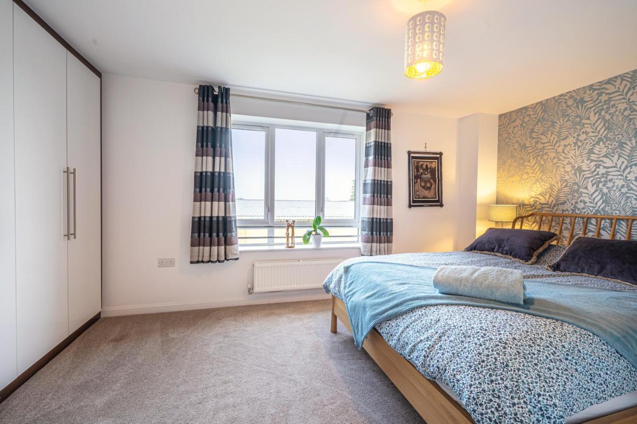 Apartament Modern Townhouse - Sleeps Up To 6 Maidenhead Zewnętrze zdjęcie